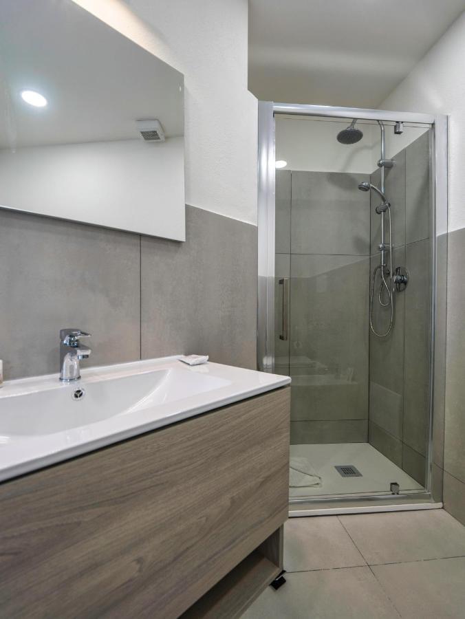 Aldo Moro Rooms Ольбия Экстерьер фото